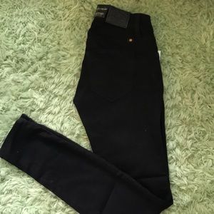 Black lucky skinny jeans